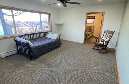 Republic House | Lake Michigamme Garage-Dominium