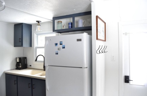 Carp Lake Cottage | Lake Michigan Cecil Bay- between Mack City and Wilderness state park