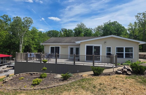 Marion House | Lake of Egypt waterfront home