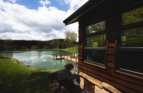 Rockbridge Cabin | Lake/Pond Front w/Private Dock, Waterfalls, Fishing and Hot Tub Hocking Cabin