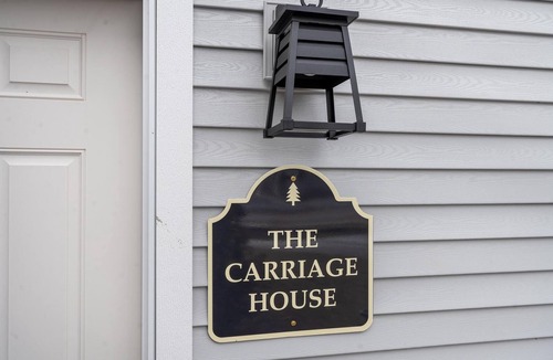 Petoskey Condo | Lake. Trails. Ski. Repeat. - Cozy Condo Between Petoskey & Harbor Springs