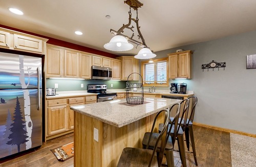 Arkdale Condo | Lake View Condo w/Golf, Pool, Hot tub, Lake access, & Resort Amenities