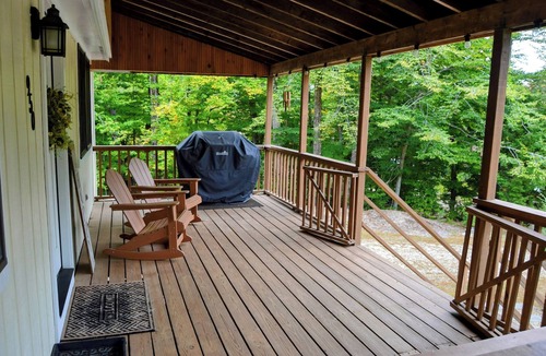 Sebago House | Lake View Cottage: Water access to Sebago Lake; Cozy winter escape