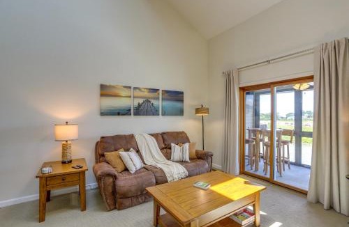 Oak Harbor House | Lake View, Dock & Pool: Green Cove Resort Condo