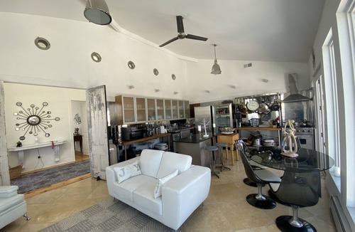 Ashtabula House | Lakefront beach house Geneva on the lake oh
