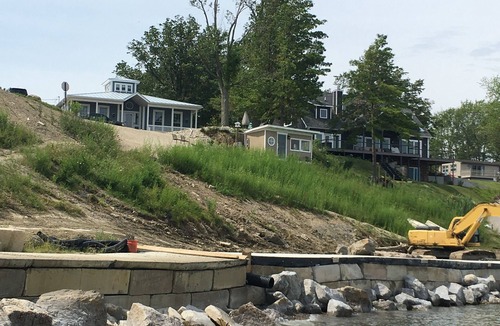 Ashtabula House | Lakefront beach house Geneva on the lake oh