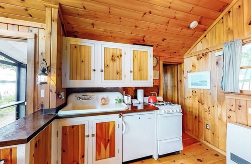 Windham Cottage | Lakefront cabin with shared firepit & access to Sebago Lake