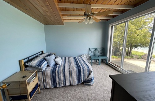 Caseville House | Lakefront Cottage on Lake Huron w/100ft Sandy Beach