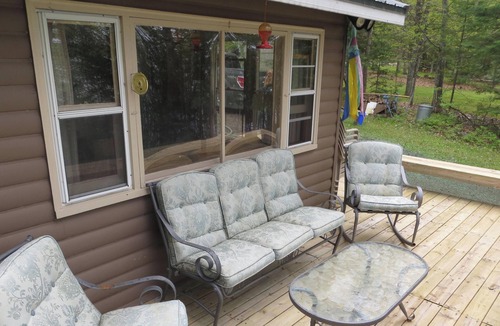 Crandon Cottage | Lakefront Cottage with 18' Pontoon included