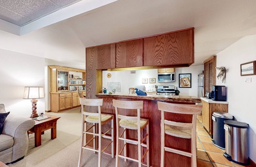 Boulder Junction House | Lakefront dog-friendly cabin with kayaks, canoe, firepit, grill, hammock, & AC
