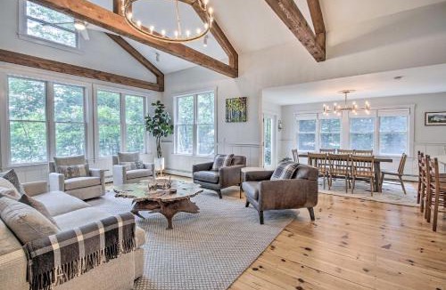 Greenwood House | Lakefront Family Retreat: Skiing & Mountain Biking