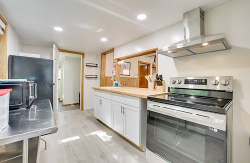 Tawas City House | Lakefront Getaway, 2-bedroom house with kayaks and deck