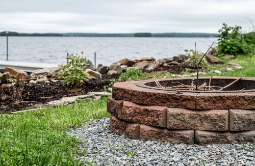 Old Town House | Lakefront Home Nestled on Pushaw Lake | Sleeps 8