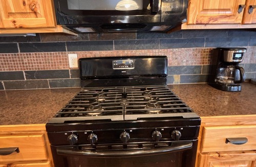 Pequot Lakes Resort | Lakefront Home on the Whitefish Chain - Outdoor Pool, Pickleball Courts and More