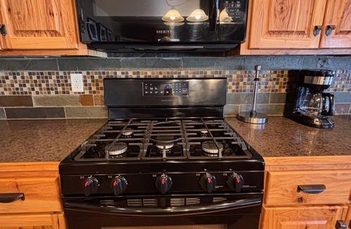 Pequot Lakes Resort | Lakefront Home on the Whitefish Chain - Outdoor Pool, Pickleball Courts and More