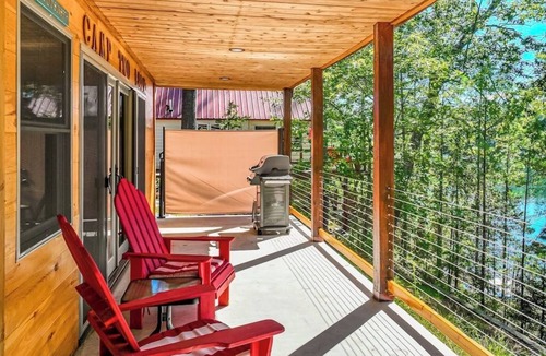 Oxford Cabin | Lakefront home with lovely lake views - one mile from the casino