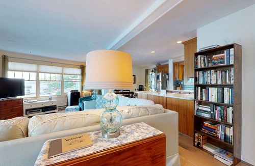 Town of Jerusalem House | Lakefront home with private deck, kayak - beautiful sunsets