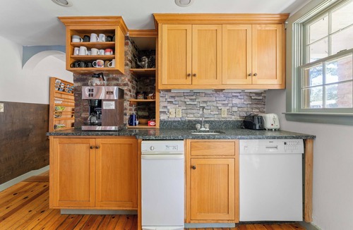 Bryant Pond House | Lakefront, Near Sunday River, Steam Rm, Firepit, HUGE Kitchen, LG Fireplace