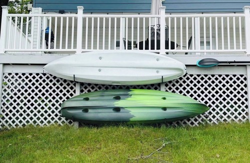Harrison House | Lakefront, Private Beach on stunning Budd Lake, Kayaks, Fire Pit.