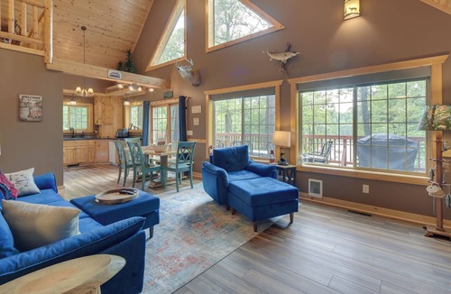 Brill Cabin | Lakefront Retreat: Deck, Grill & Private Dock!