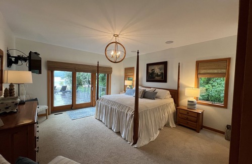 Empire House | Lakefront Retreat on Glen Lake with Sandy Beach and 200ft dock