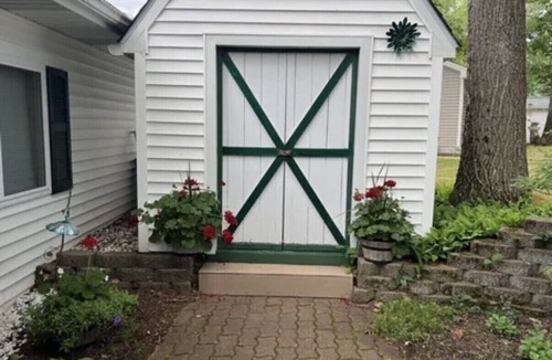Lake George House | LakeFront Vacation Getaway on Stunning Lake George-Great for week/weekend stay