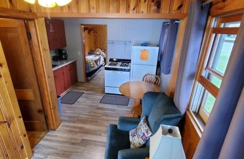 Ray House | Lakeside 1 Bedroom Bear Paw Cabin On Kab