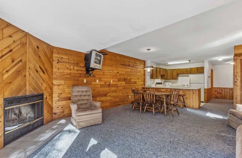 Park Rapids Condo | Lakeside Condo #17 3BR 3BA Timberlane Resort