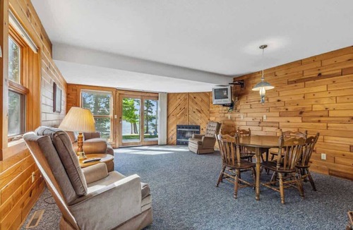 Park Rapids Condo | Lakeside Condo #17 3BR 3BA Timberlane Resort