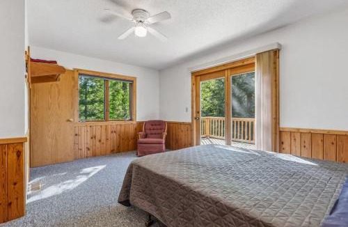 Park Rapids House | Lakeside Condo #17 3BR 3BA Timberlane Resort