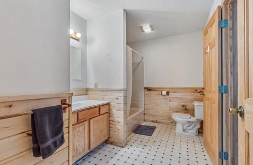 Park Rapids House | Lakeside Condo #19 4BR 4BA Timberlane Resort