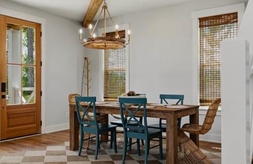 Clarkson House | Lakeside Home Near Mammoth Cave & Nolin Lake!