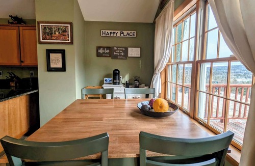 Franklin House | Lakeside Laughter Family Cabin, fire pit, 1 dog, Lake and ATV trails