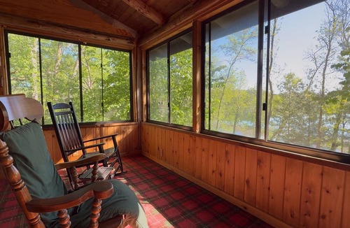 Pequot Lakes Cabin | Lakeside Log Cabin near Nisswa & Pequot Lakes - 3 bedroom