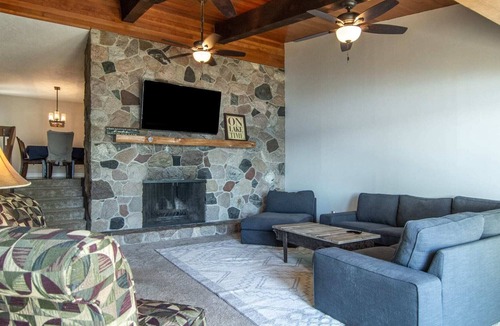 Nisswa House | Lakeside Paradise on Round Lake