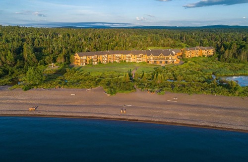 Two Harbors Apartment | Lakeview At The Lodge Two Bedroom Suite