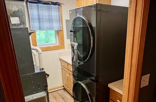 Celestine Cabin | Lakeview Falls at Patoka Lake