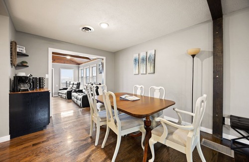 Bronston House | Lakeview Lodge Sleeps 14 Game Room Fire Pit