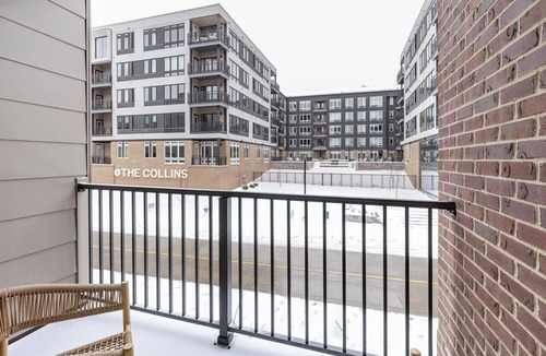 Tremont Apartment | Landing | Amazing 1BD, Courtyard, Clubhouse