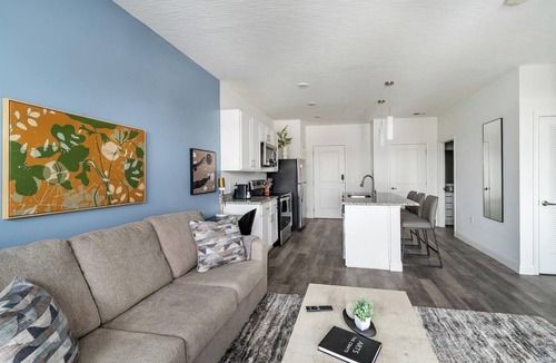 Downtown Columbus Apartment | Landing | Amazing 1BD, Gym