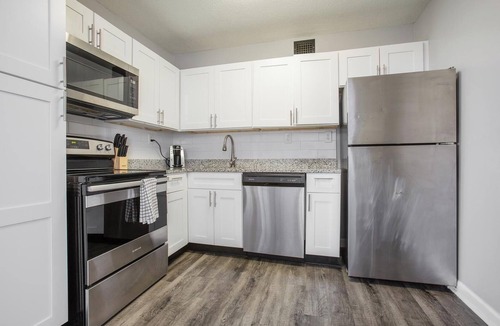 Fort Wayne Apartment | Landing | Amazing 2BD, Gym, Game Room