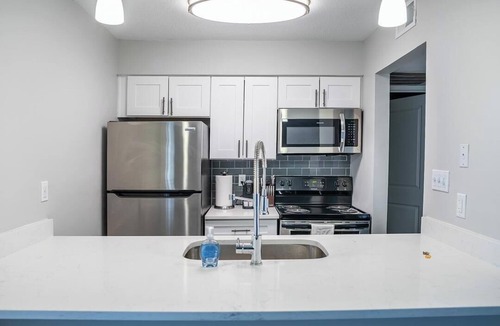 Indianapolis Apartment | Landing at A62 - 1 Bedroom in Allisonville