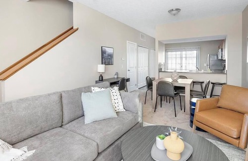 New Albany Apartment | Landing at LC New Albany - 2 Bedrooms in Central College