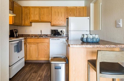Albuquerque Apartment | Landing at Odyssey - 1 Bedroom in Downtown Albuquerque