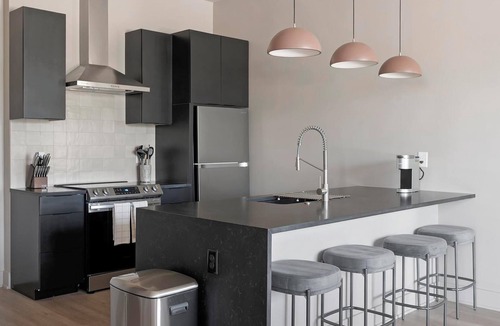 Inglewood Apartment | Landing | Beautiful 2BD, Rooftop Lounge