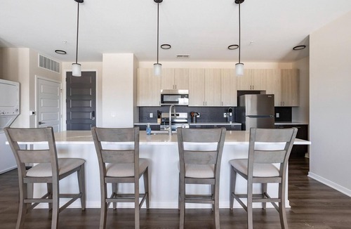 Near Northside Apartment | Landing | Beautiful 2BD, Gym, Pool