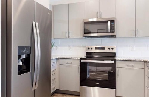 Northgate Apartment | Landing | Chic 1BD, Pool, Gym