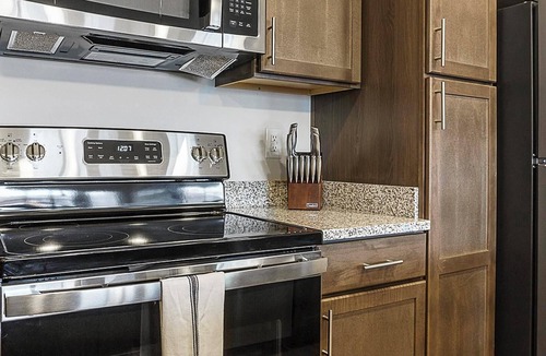 Cartersburg Apartment | Landing | Chic 1BD, Gym, Clubhouse