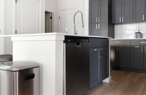 Fortville Apartment | Landing | Chic 2BD, Clubhouse, Gym