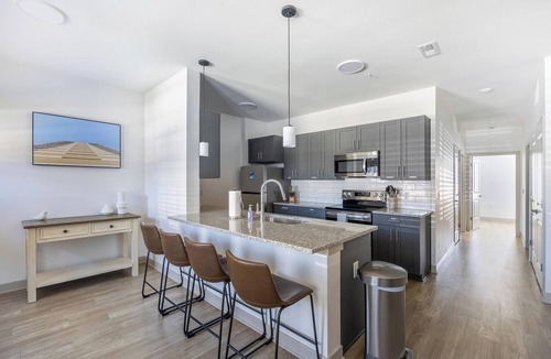 McCordsville Apartment | Landing | Chic 2BD, Gym, Clubhouse